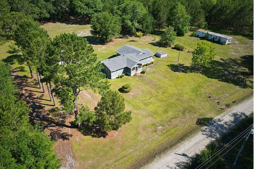 Early Branch House | Lowcountry Orchard Getaway: 4-bedroom house in lovely Yemassee, SC Sleeps 12