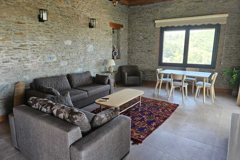 Selcuk Villa | EPHESUS RETREAT - VILLA DIANA POOL HAUSE