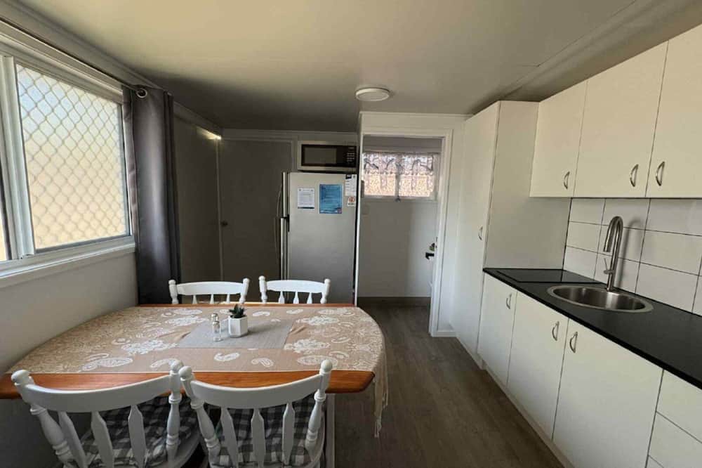 Sandstone Point Apartment | Sandstone Point Cove Studio