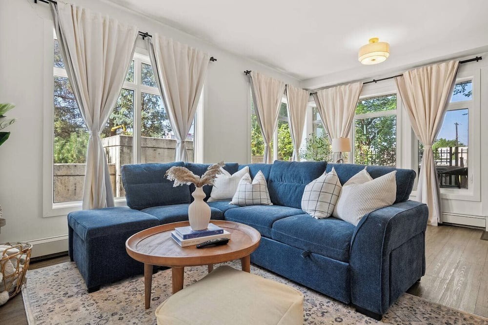 Whyte ave Condo | Walk to cafes, Safeway, and trails from this stylish Whyte Ave groundfloor suite