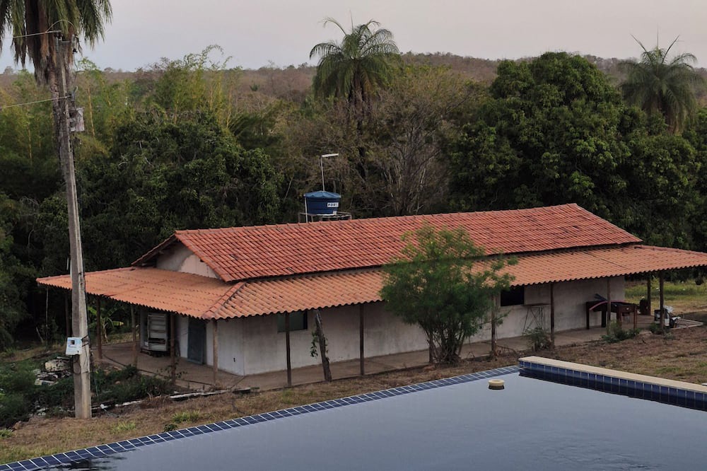 Baldim House | Grandma's Mineira House, a simple and cozy farmhouse style house.
