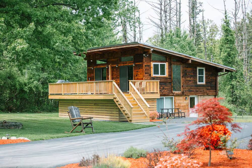 Saugerties Cabin | Umana's Cabin, cozy, comfy, 5+ acres of land