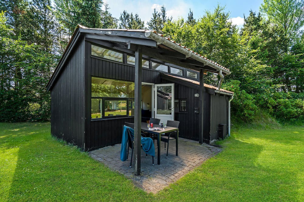 Hampen House | 1 bedroom gorgeous home in Hampen
