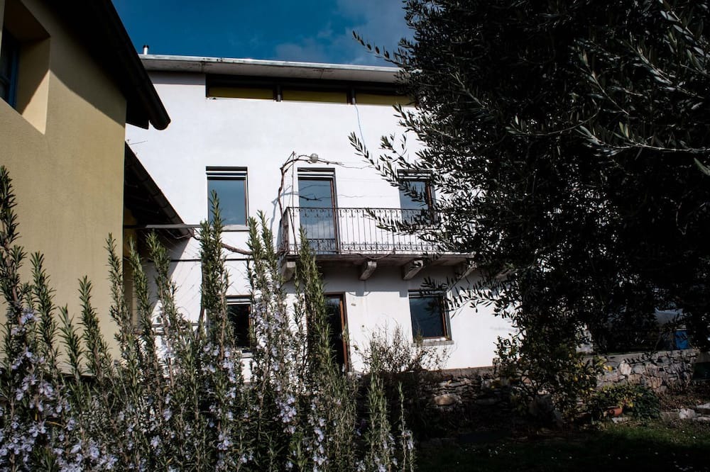 Bellinzona House | Family Friendly Designer House