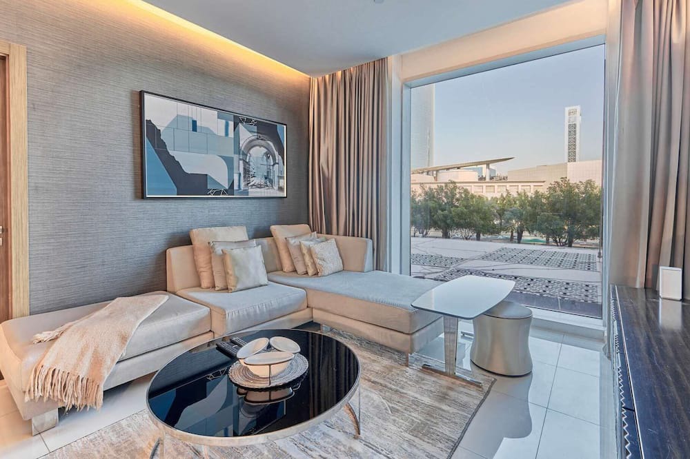Al Olaya District Apartment | bnbme | Chic 1BR Apartment w/ Outdoor Pool Access