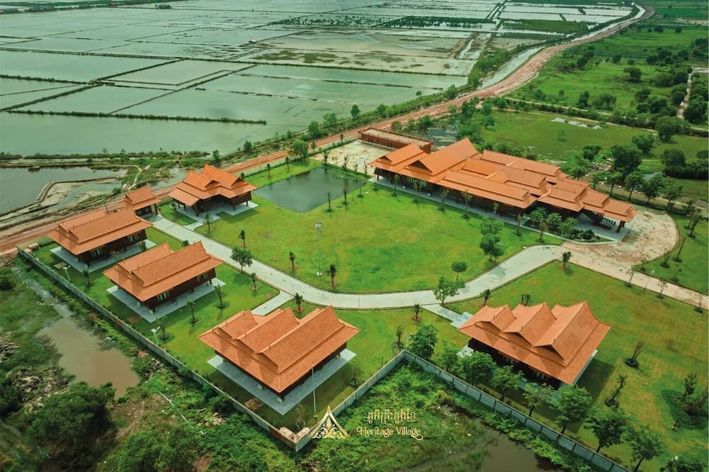 Kampot Villa | Delightful Private Villa with Air Conditioning in Kampot Province.