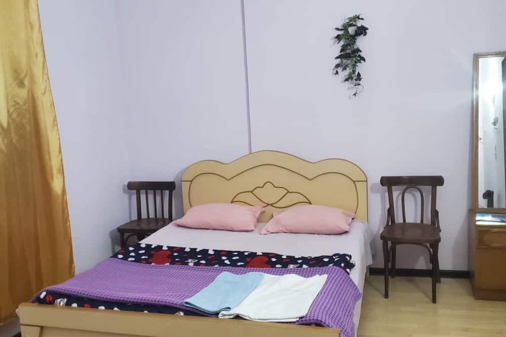 Telavi Apartment | Charming 6-bedroom apartment in Telavi