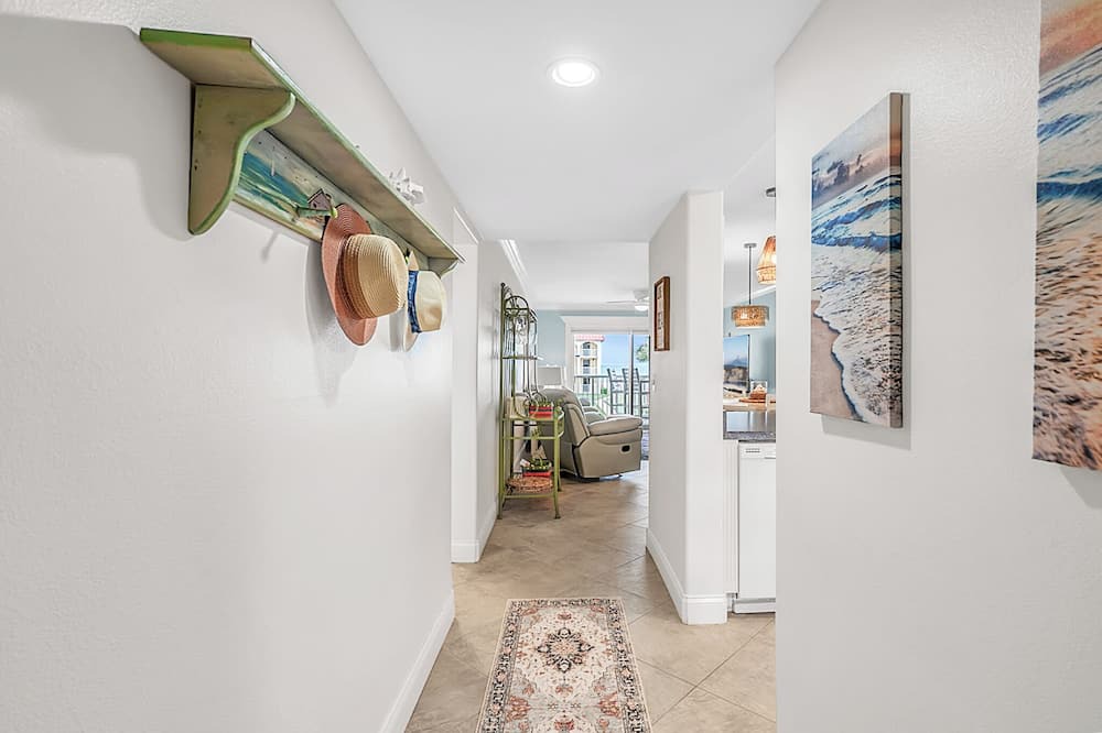Point East Condo | Time to relax at the beach!