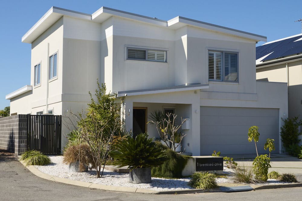 North Coogee House | Casa de Praia - Coastal Luxury in North Coogee