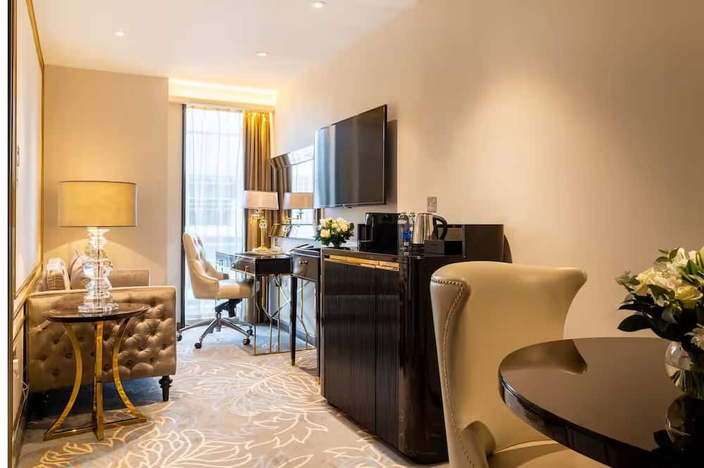 Portsoken Hotel | Spacious East London Suite – Walk to Tower Bridge & Aldgate Tube Station