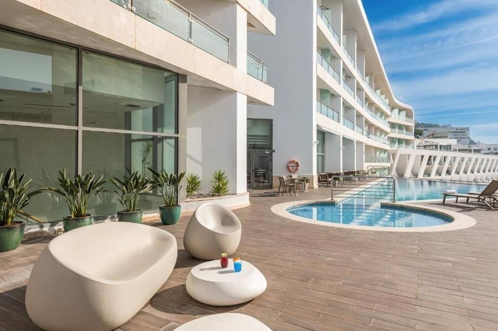 Santiago Hotel | Idyllic Beachfront Room w/Ocean Balcony for a Relaxing Coastal Stay