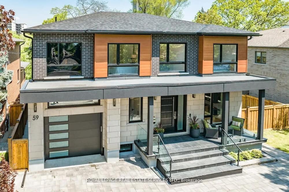 Etobicoke House | Luxury Executive Home close to Golf Course