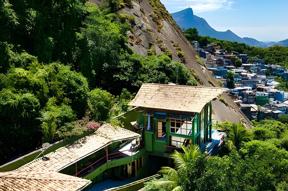 Vidigal House | ADV007 Villa for 7 with 360° views of all of Rio