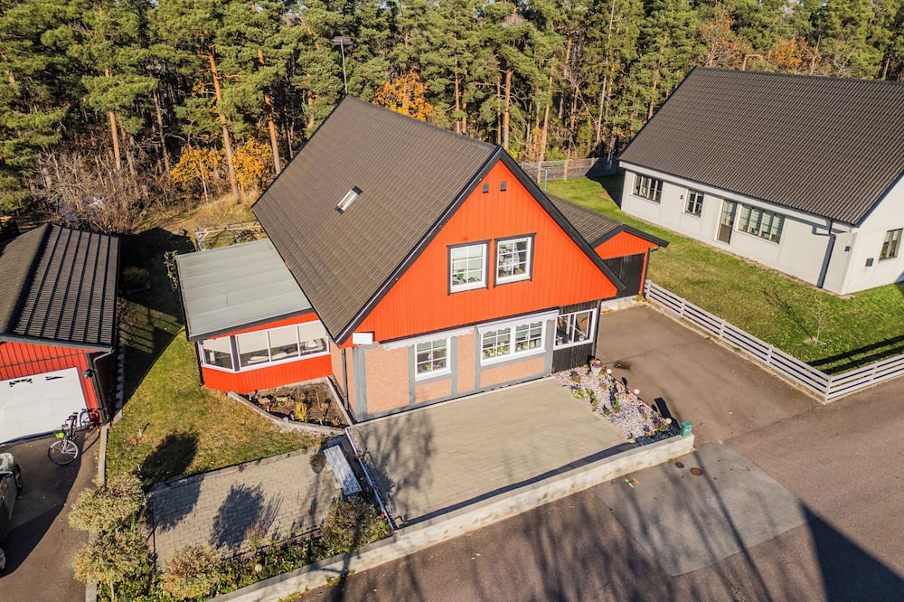 Oskarshamn House | Beautiful 5 bedroom house close to the bay Gunnarsö .Pets allowed