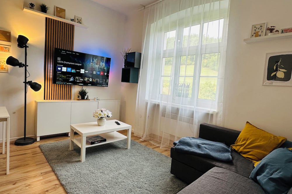 Gloggnitz House | Chloe's Apartments