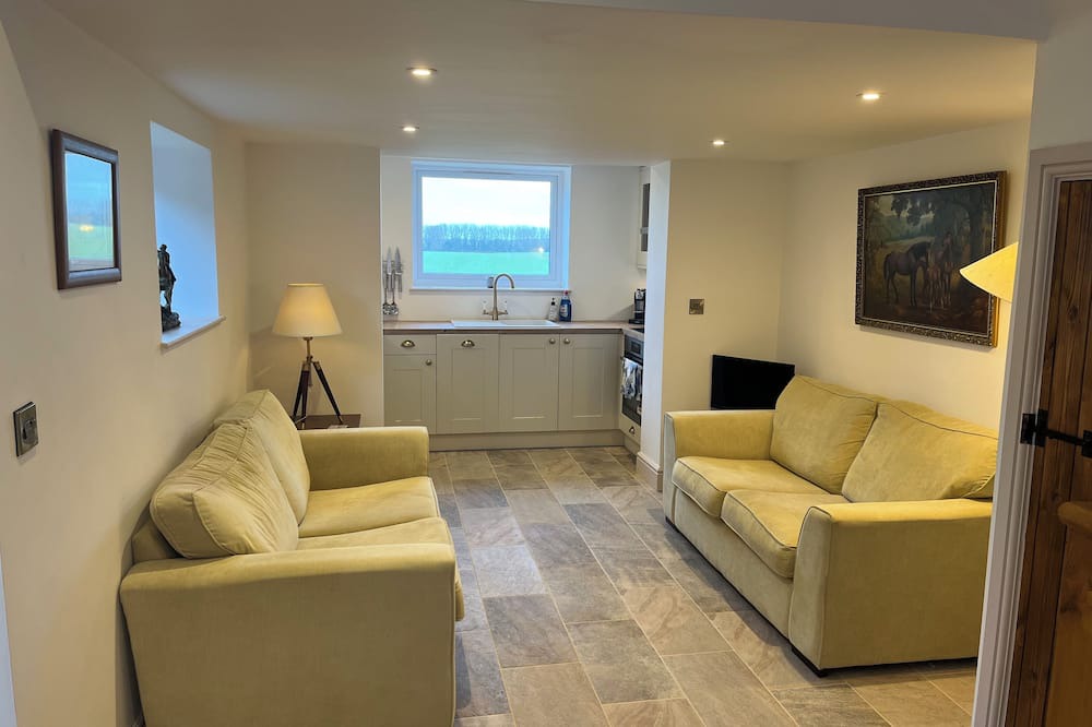 Upton House | Small 3 bedroom converted stable in Norfolk
