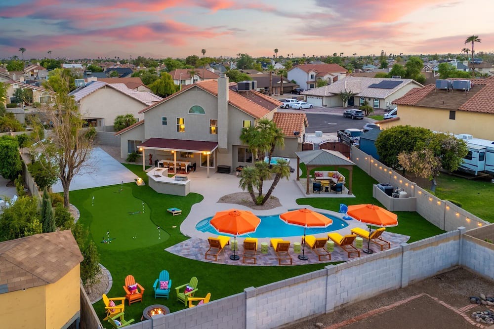 Peoria House | Pickleball + Heated Pool & Spa | Sleeps 16