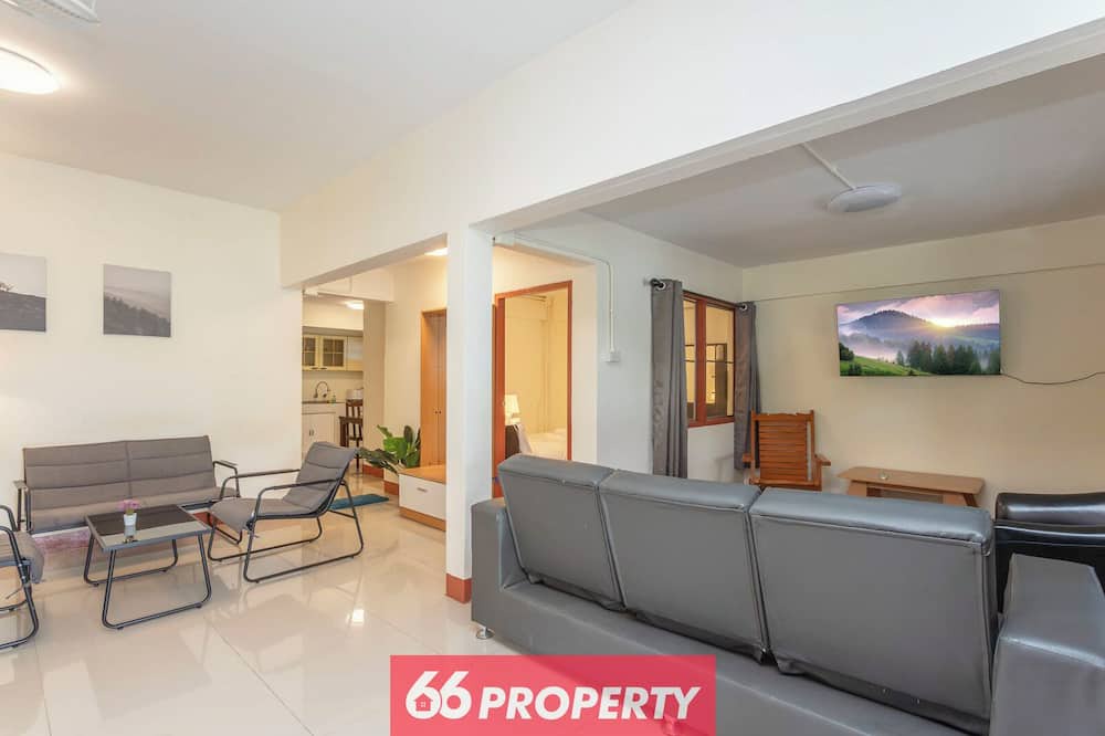 Nimman House | 4-bedroom house in amazing Chang Wat Chiang Mai with AC