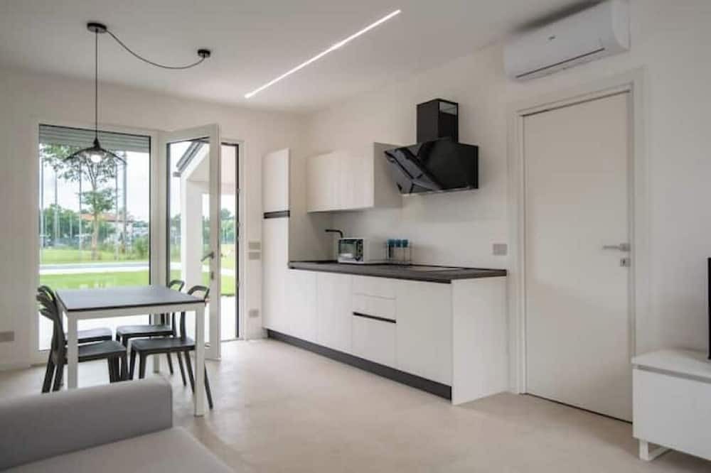 Borgo Milano Apartment | Armonia Suites - Acqua- new apartment with garden and pool in Verona