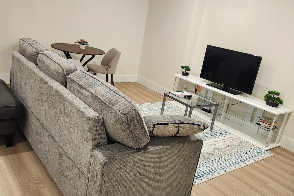 Dieppe Apartment | Cozy Basement Apartment