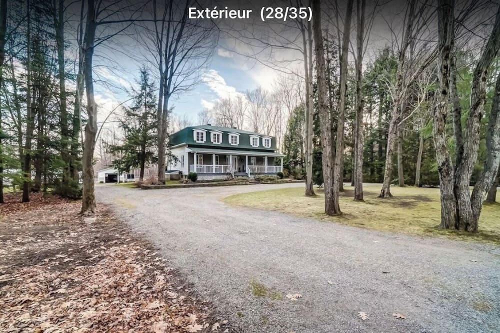 Les Collines-de-l'Outaouais Regional County Municipality House | Wonderfull big country house with hobby farm