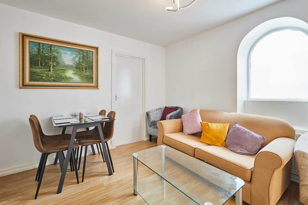 Carrville Apartment | Host & Stay | Carrville Apartment