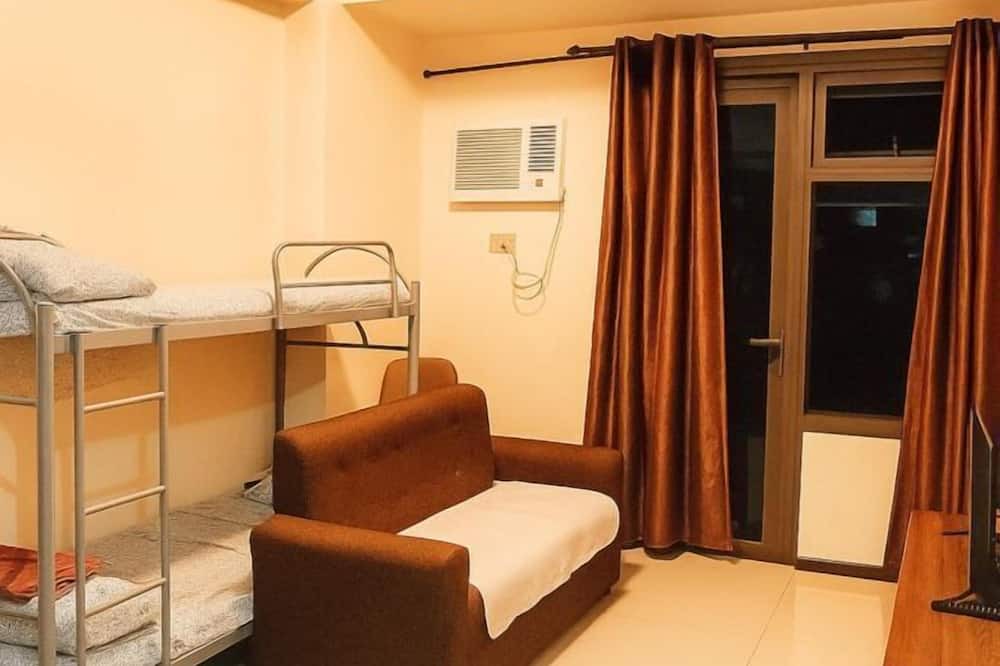 Pasay Condo | Levi & Moon Relax and Chill