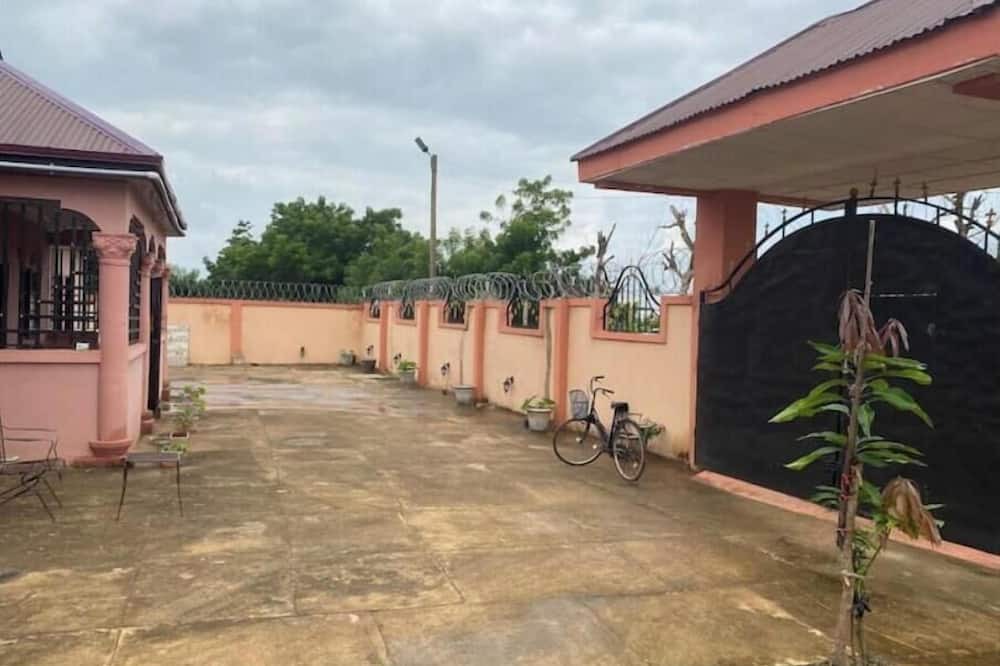 Salaga Apartment | Karima City Savannah Sunset Getaway