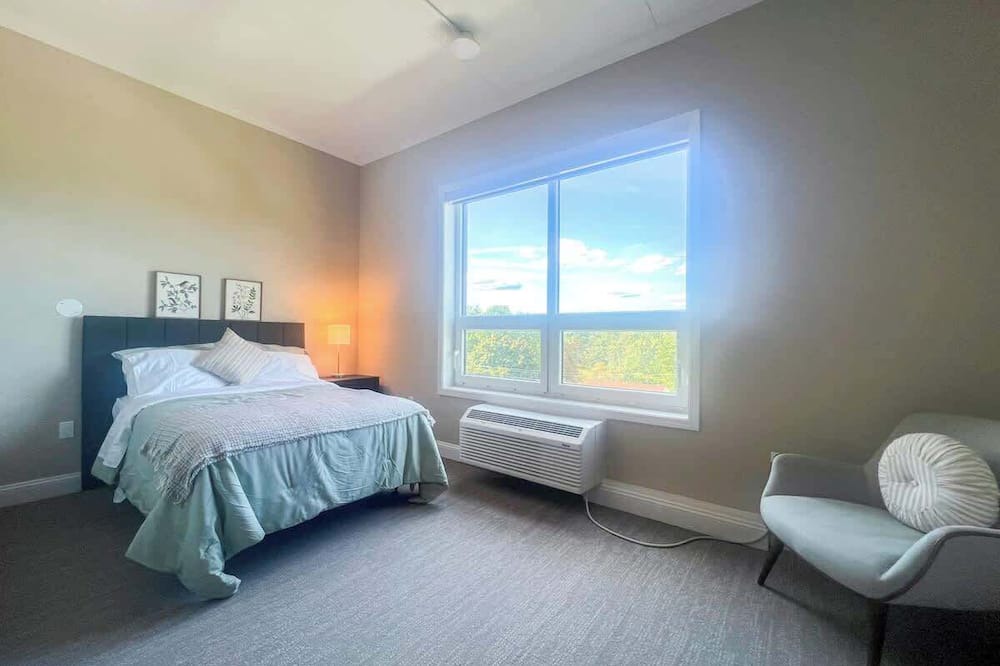 Morgan Apartment | 401 Modern Brand New Studio Apartment