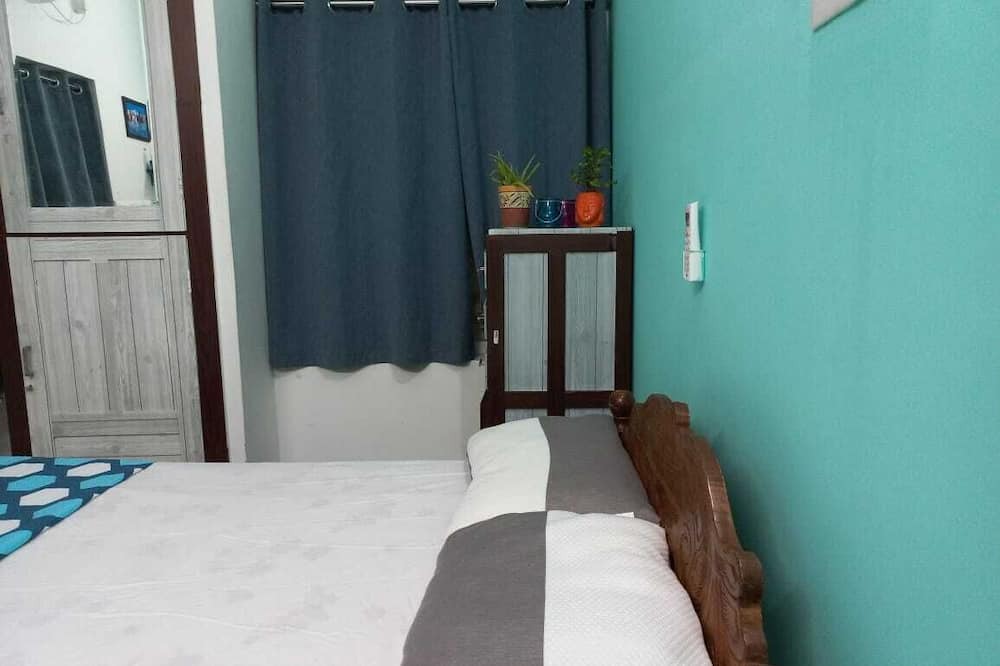 Peroorkada House | Charming 2-bedroom house in delightful Thiruvananthapuram with AC