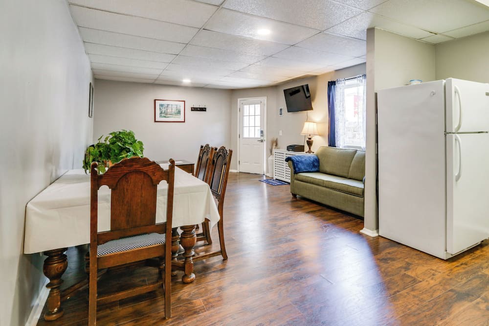 Osceola Mills Apartment | 14 Mi to Black Moshannon! Pet-Friendly Apartment