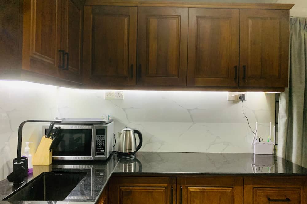 Kochchikade Apartment | Palmwood Cottages - Ideal stopover closer to the airport and beach