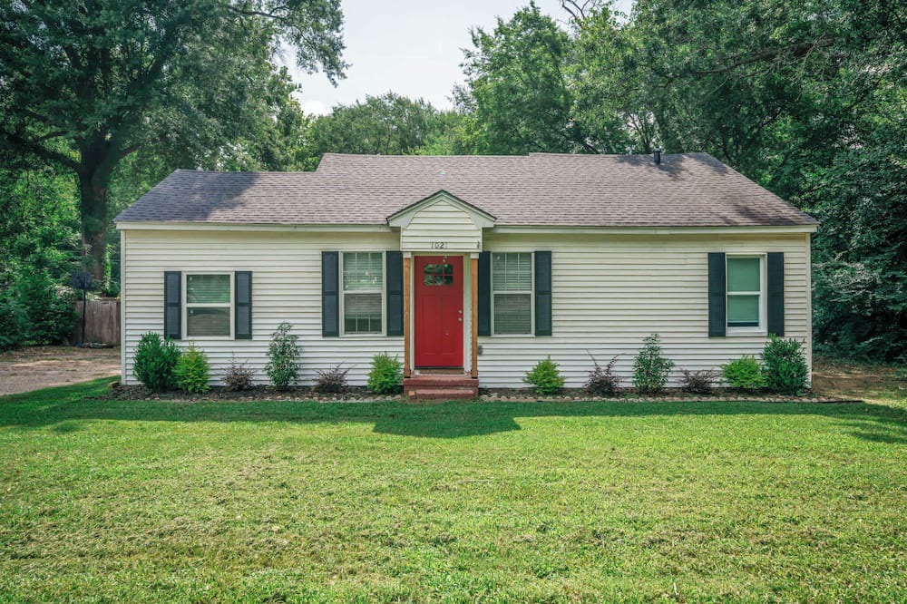 Gilmer House | Buckeye Hideaway Summ