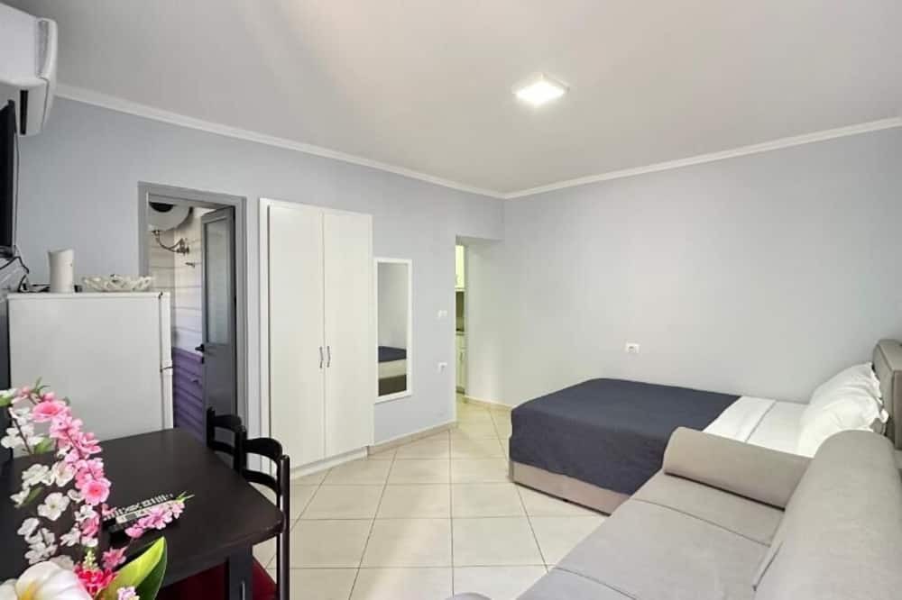 Qender Apartment | Bebi Guest House