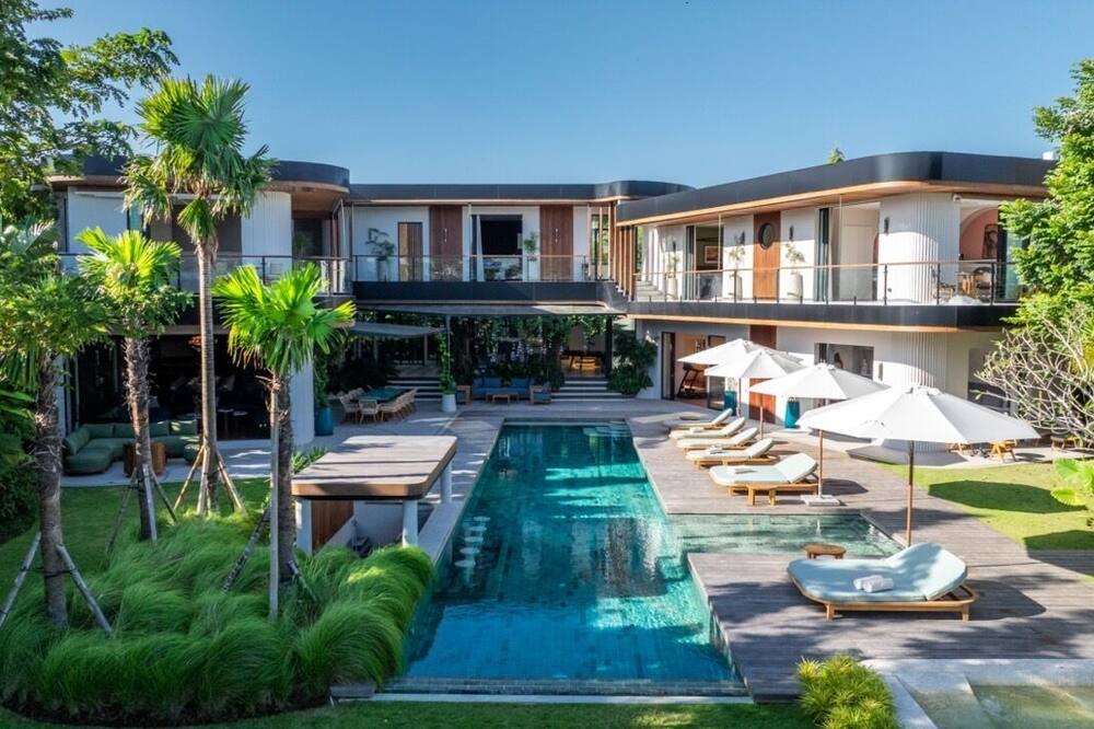 Sunset Road Villa | NEW Bali's Masterpiece - 7 BR Gym, Cinema, SPA