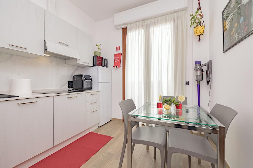 Cesate Apartment | Fior di Loto (A9) | Large Studio | Rho Fiera | Malpensa | Milan