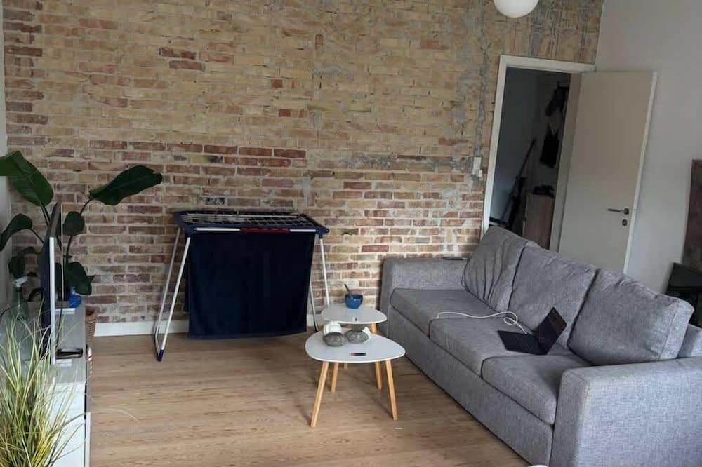 Aarhus C Apartment | Sunny Apartment With Two Balconies