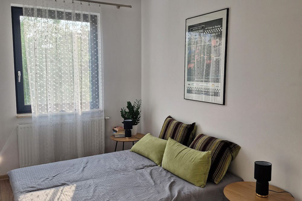 Zakrzowek Apartment | Cichy apartament z balkonem i prywatnym parkingiem