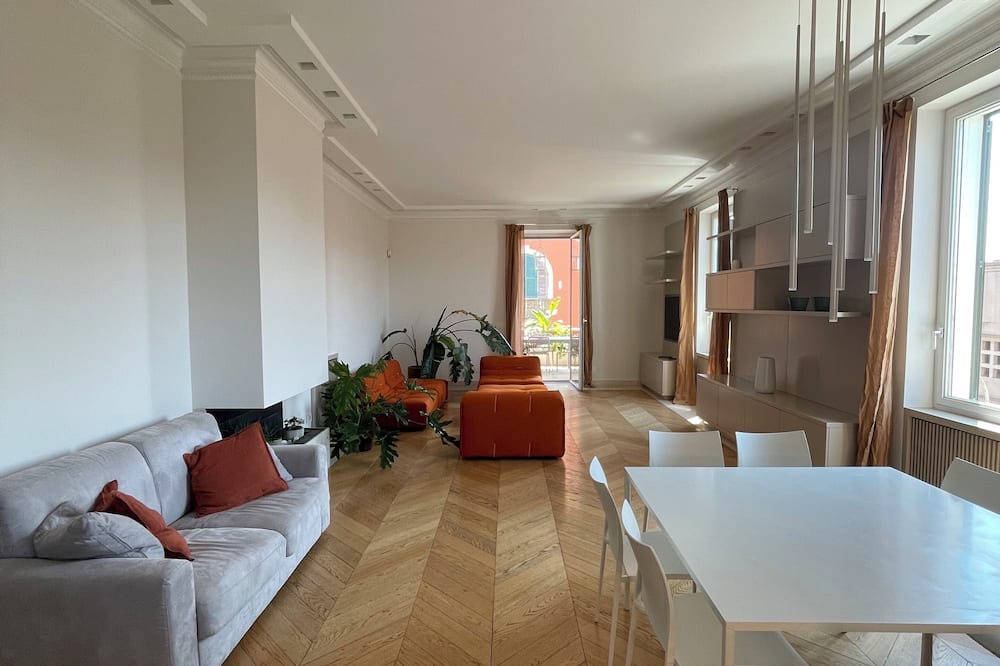 Parioli Apartment | Fifi's Panoramic Luxury 150 m2 Apartment w/30 m2 Terrace