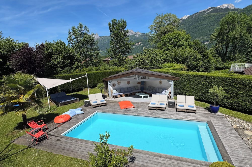 Chaparon Villa | Family House Doussard (Lake Annecy) with swimming pool