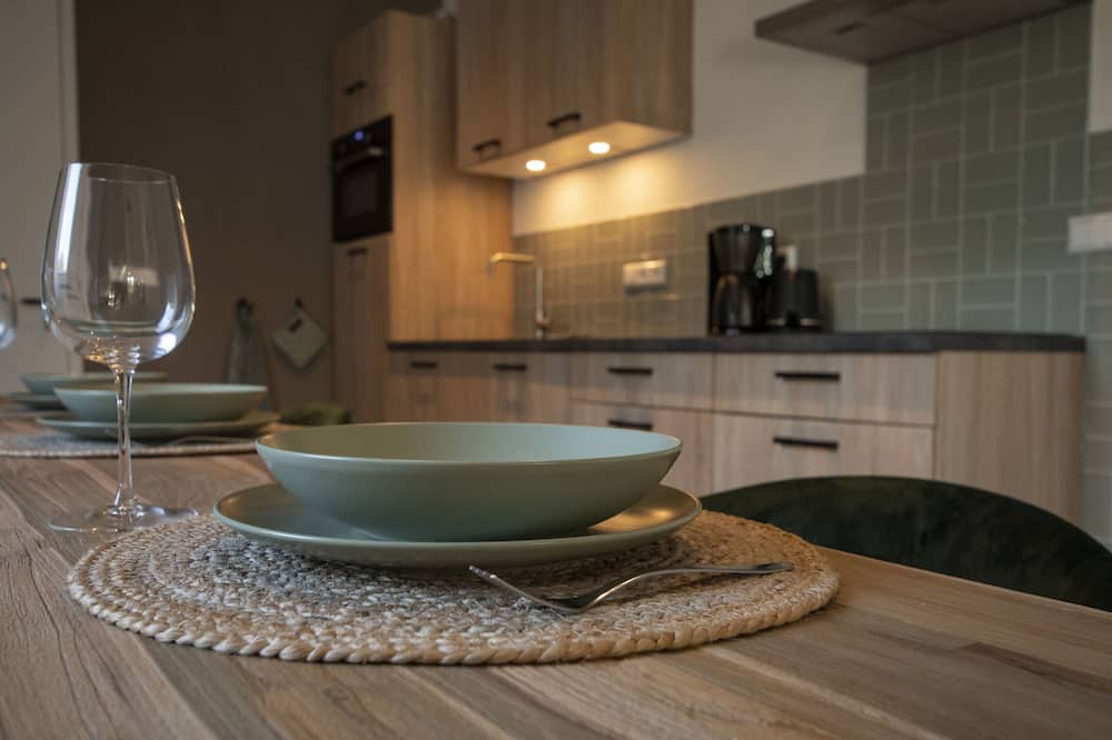 Leidschendam Apartment | Luxury hotel rooms, possibly with farmer's breakfast!