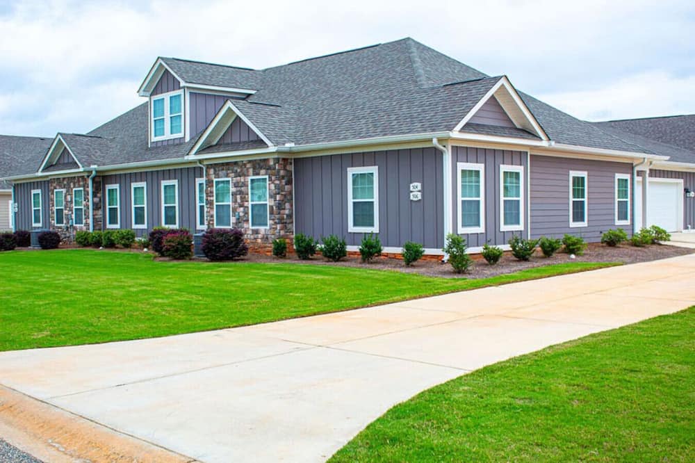 Warner Robins Apartment | Fully Furnished 3BR · Subdivision Amenities