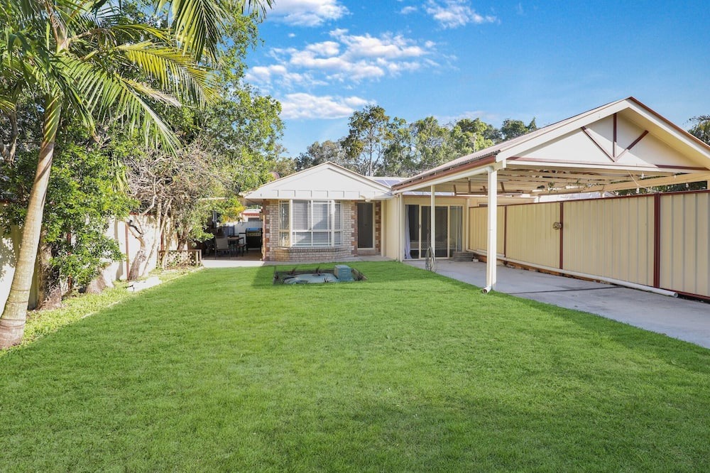 Amity Point House | The location couldn’t be more convenient