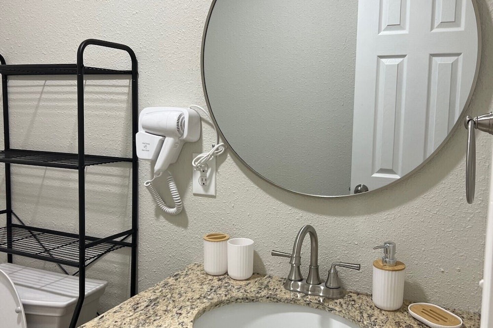 Amistad National Recreational Area Apartment | Divine Casita