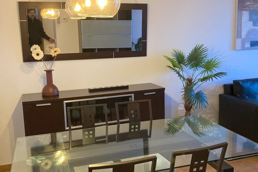 Barcelona Condo | Fantastic apartment 15 minutes from Barcelona!