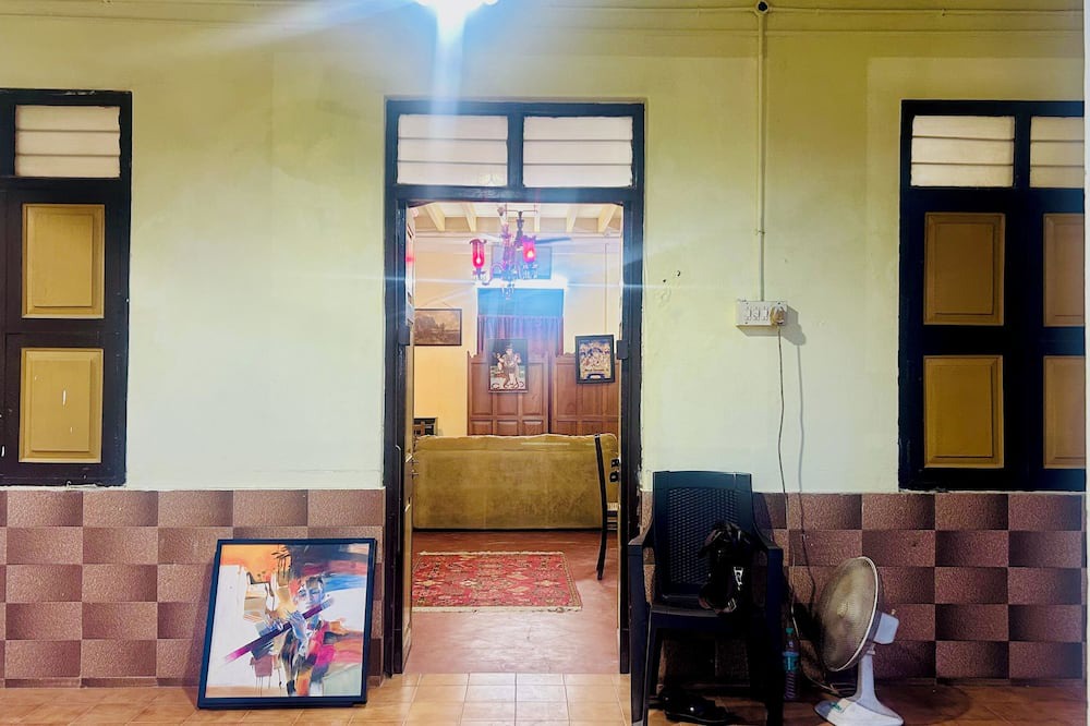 Egmore House | Harleys House - A Vintage Retreat in centre of Chennai offers a spacious house