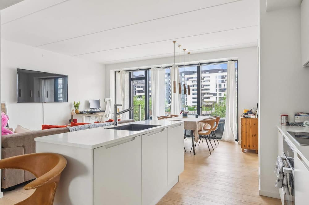 Sydhavnen Apartment | Luxury Apt with Harbor Views