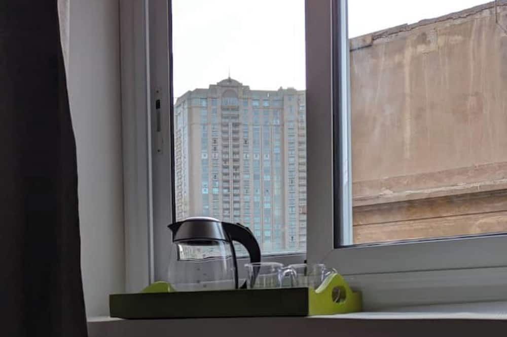 Garden City Apartment | Mini Modern Studio in Garden City