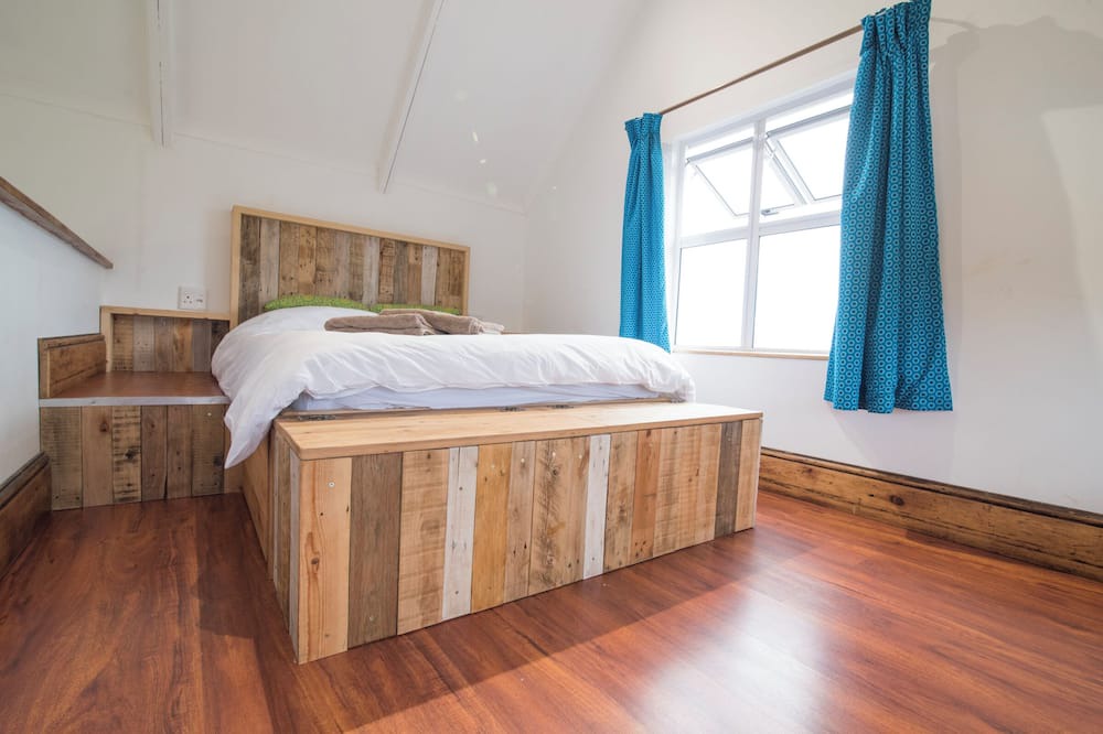 Berea Cottage | Unique off-grid, Eco Guest farm on the Gonubie River, East London
