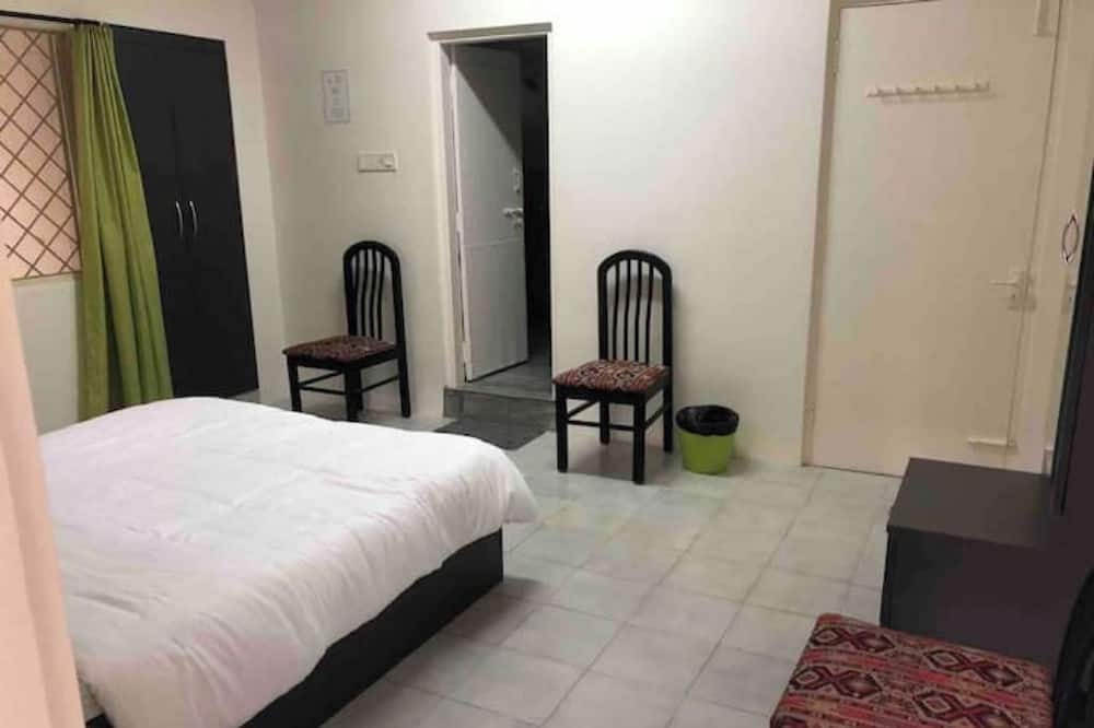 Jeevan Bima Nagar Apartment | Maison de ZEN 4, For Serenity, Bliss & Relaxation